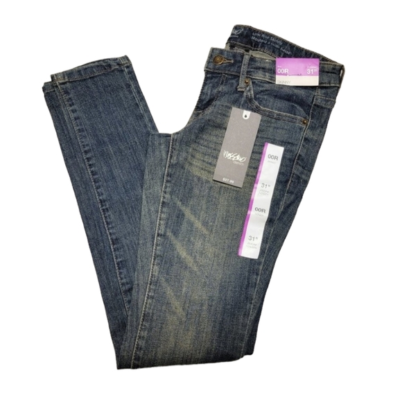 Mossimo Supply Co. Denim - Mossimo Skinny Jeans - Size‎ 00 Regular - NWT